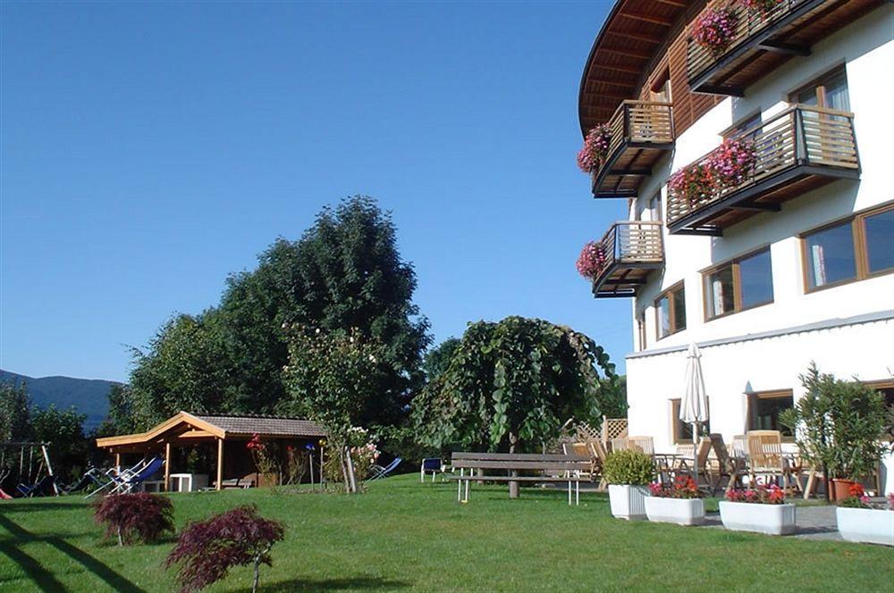 Hotel Dolomitenblick Terenten Exterior foto