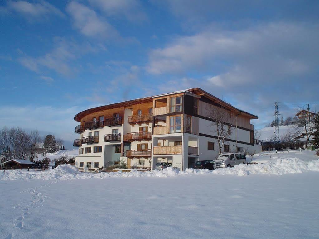 Hotel Dolomitenblick Terenten Exterior foto
